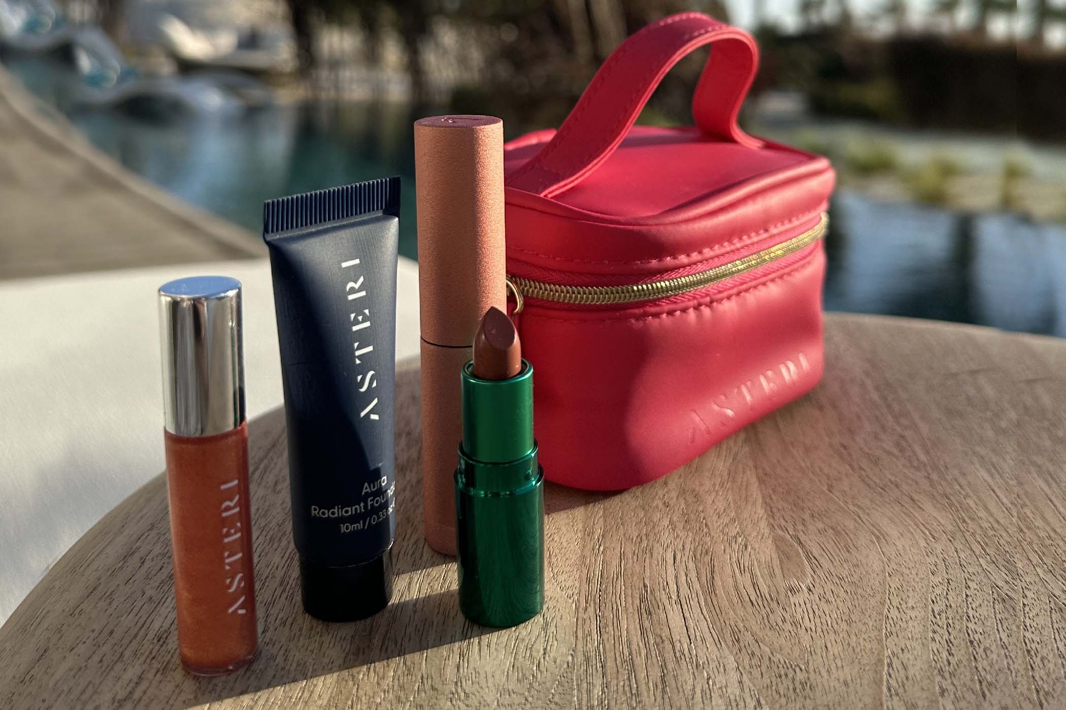 Summer Travel Beauty Tips with Mini Nomad Set